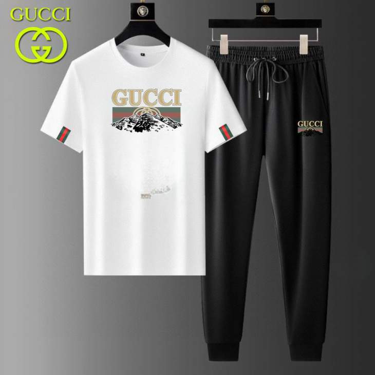 Picture of Gucci Shirt Pant Suits _SKUGucciM-5XL12yr39422111